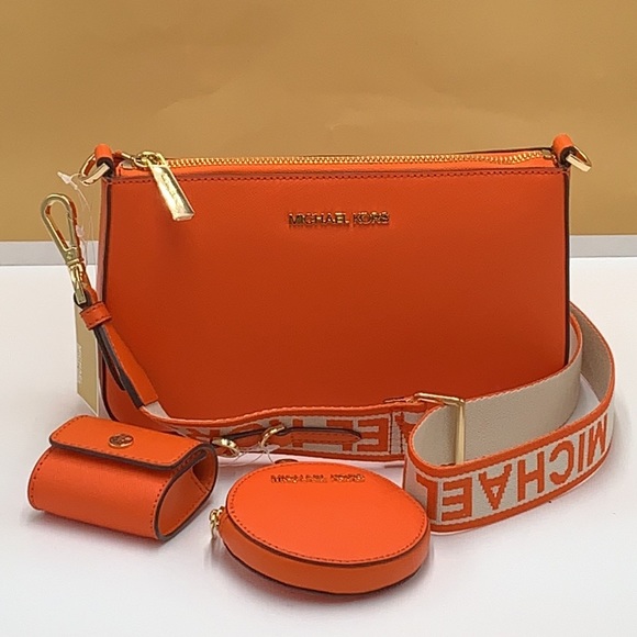 MICHAEL KORS JET SET TRAVEL SMALL SHOULDER CROSSBODY
BAG WITH TECH ATTCH AIRPOD - Picture 7 of 16